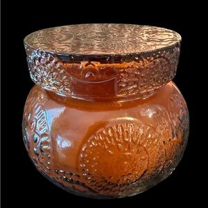 WARM CEDARWOOD EMBRACE, SCENT UNLEASHED LLC